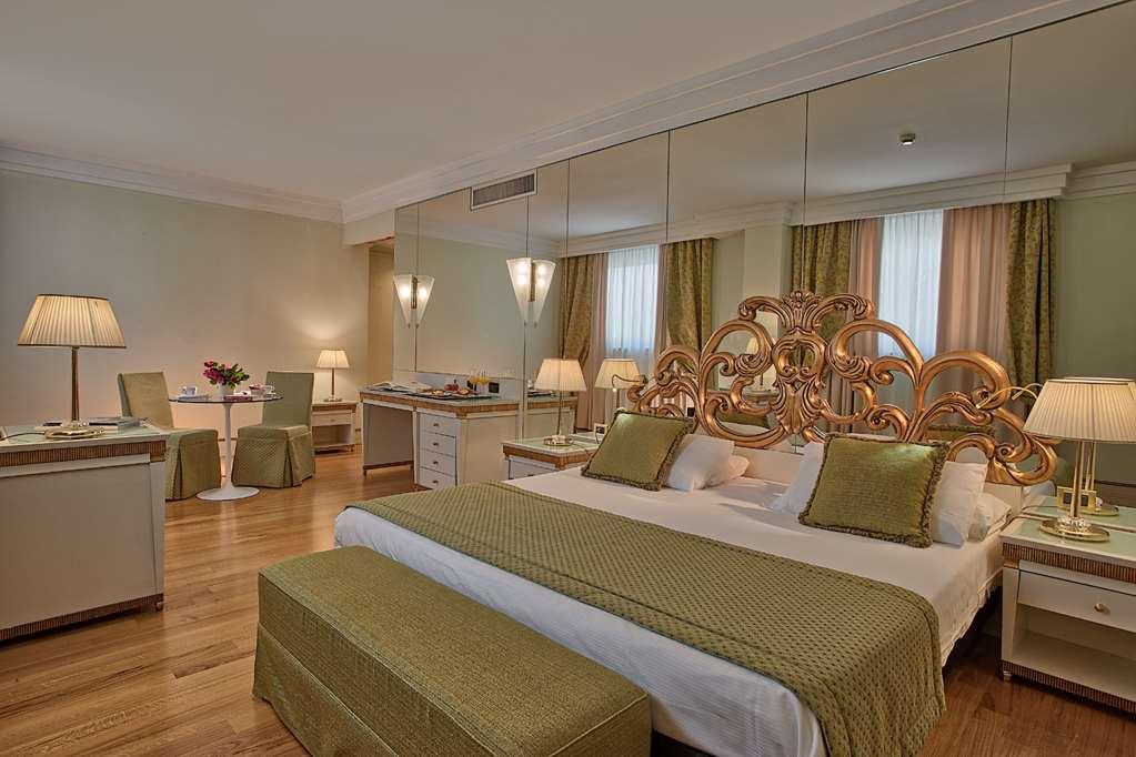 Park Hotel Junior Куарто-д'Альтино Номер фото