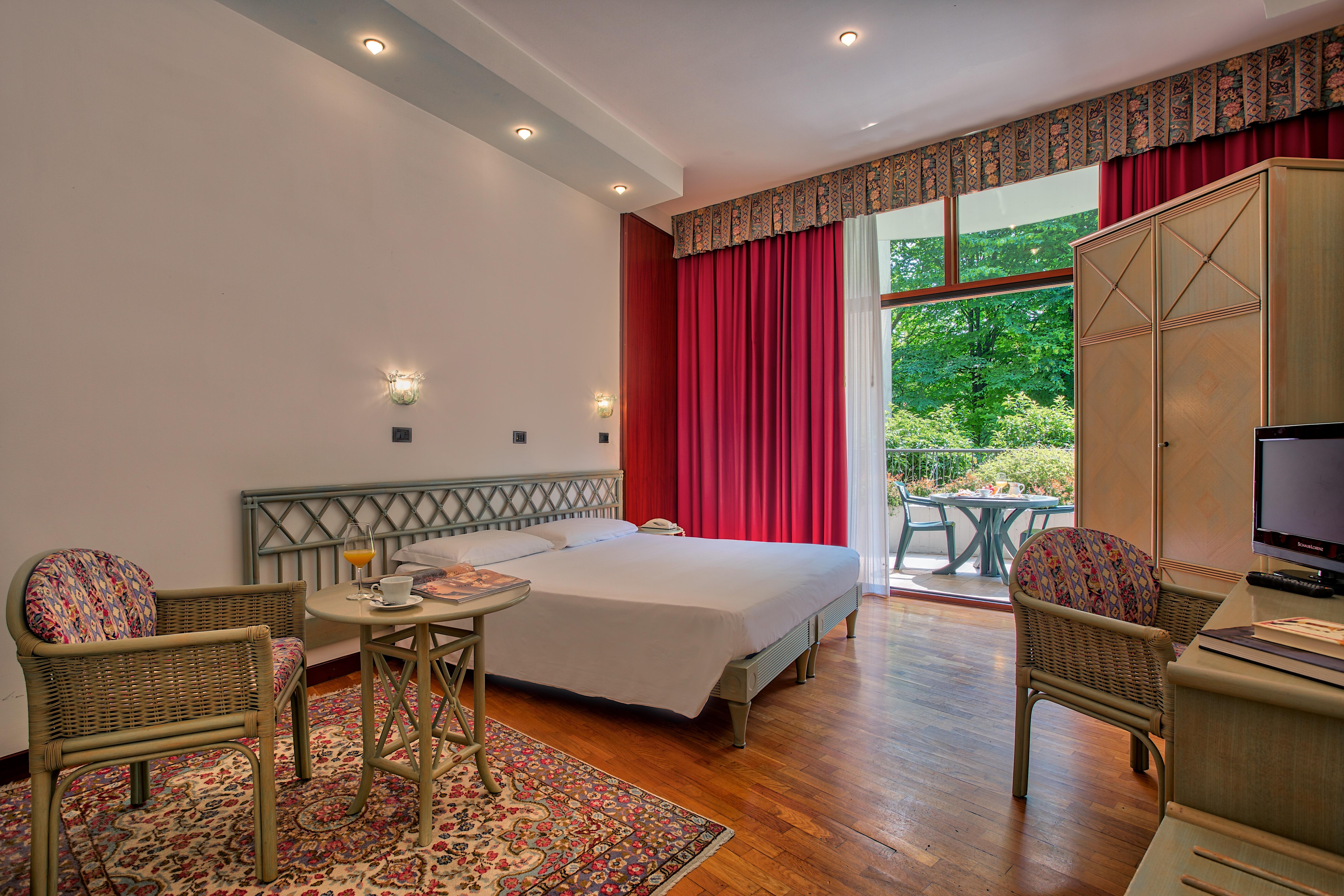 Park Hotel Junior Куарто-д'Альтино Экстерьер фото